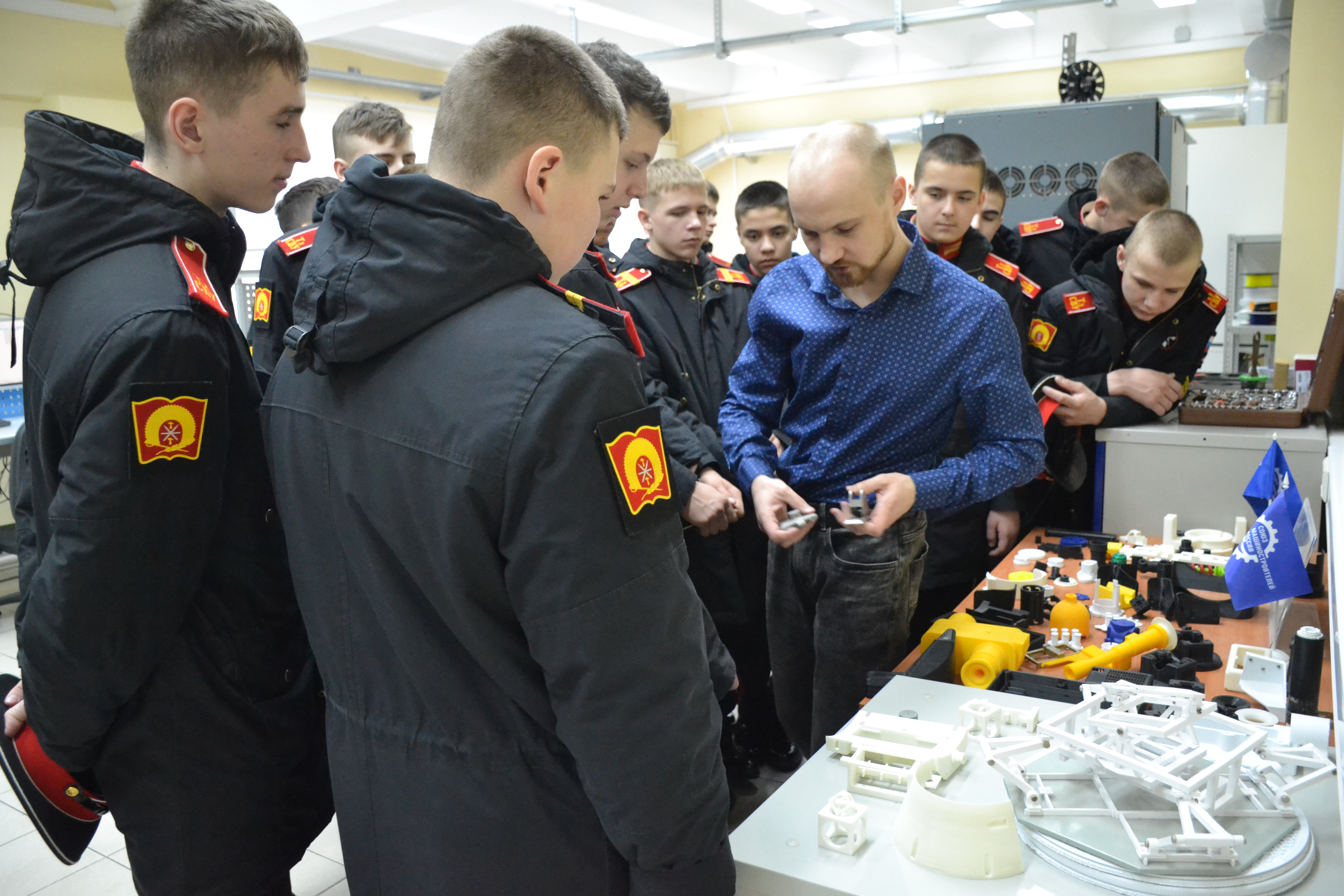 На «Тулаточмаше» побывали курсанты Тульского суворовского военного училища